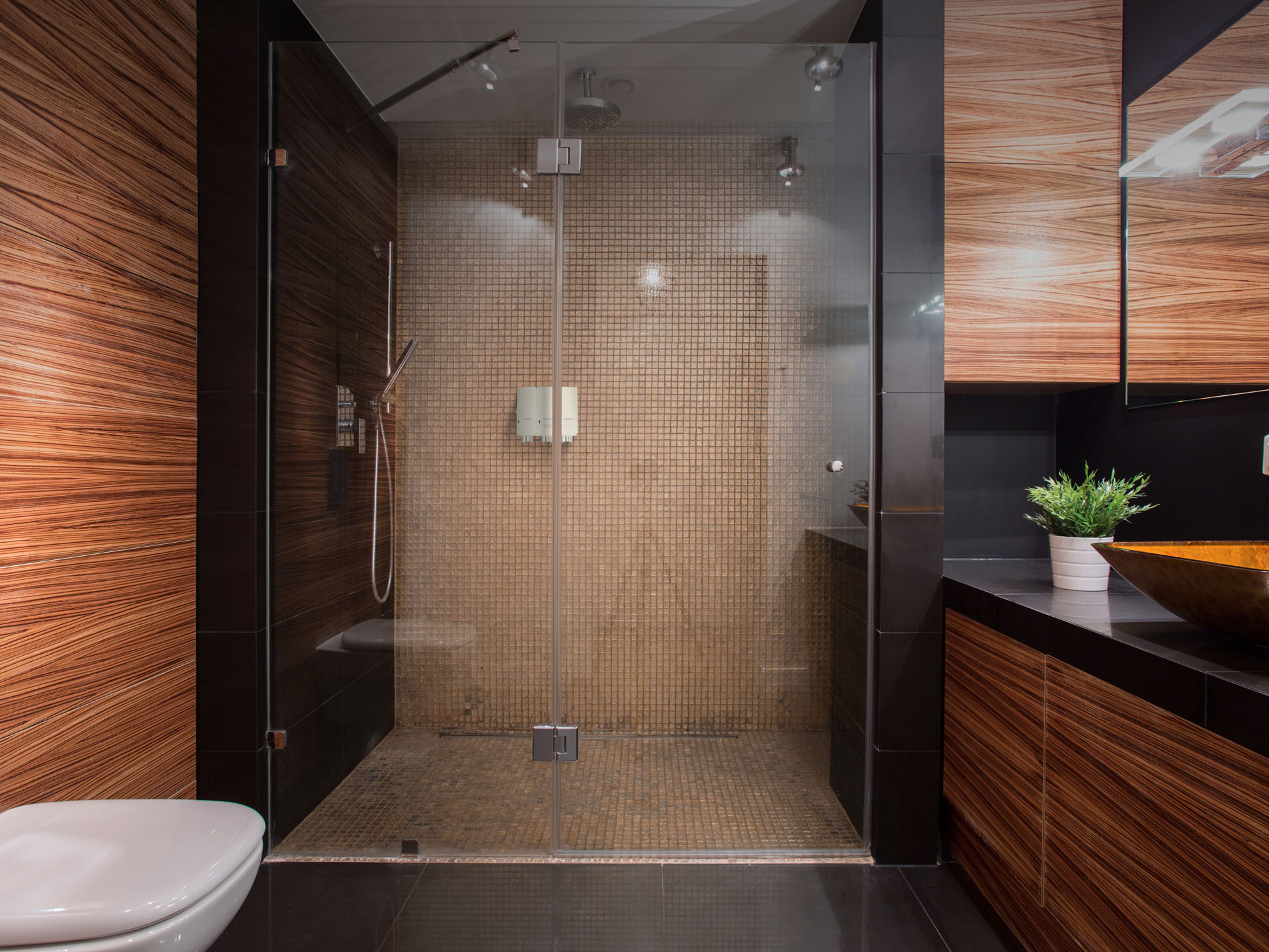 Modern interior of the bathroom